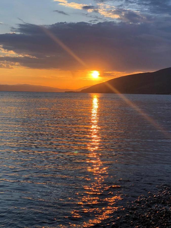 Удобные Апартаменты С Видом На Море Batumi Eksteriør billede